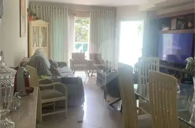 Casa com 3 quartos à venda na Rua Itapiru, 25, Saúde, São Paulo