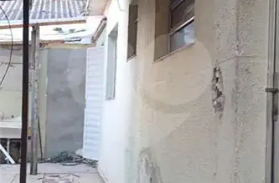 Casa com 3 quartos à venda na Rua Sebastião Domingues, Parque Bristol, São Paulo