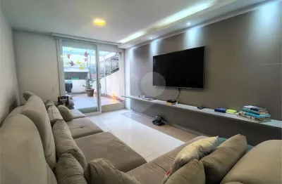 Casa com 3 quartos à venda na Rua Doutor Ítalo Eboli, 157, Butantã, São Paulo