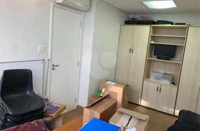 Sala comercial à venda na Rua Pamplona, Jardim Paulista, São Paulo