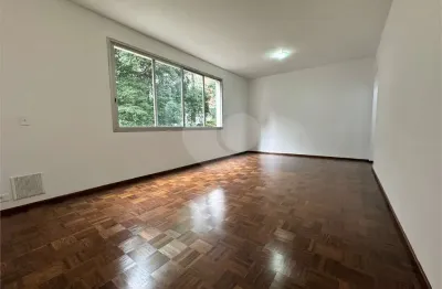 Apartamento com 2 quartos para alugar na Rua Oscar Freire, Pinheiros, São Paulo