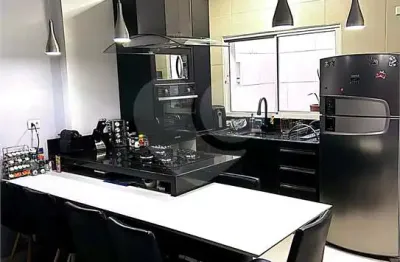 Casa com 3 quartos à venda na Rua Barra de Guabiraba, 94, Itaquera, São Paulo