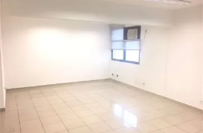 Flat com 1 quarto para alugar na Avenida Rouxinol, Moema, São Paulo