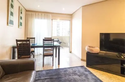 Apartamento com 3 quartos à venda na Rua Canário, 1007, Moema, São Paulo