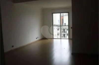 Apartamento com 3 quartos para alugar na Avenida Macuco, 280, Moema, São Paulo