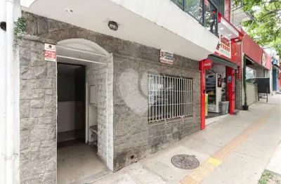 Casa com 4 quartos para alugar na Rua Oscar Freire, Pinheiros, São Paulo