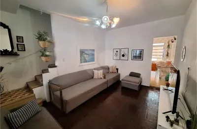 Casa com 3 quartos à venda na Rua Eugênio de Medeiros, Pinheiros, São Paulo