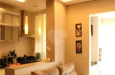 Apartamento com 2 quartos à venda na Rua dos Americanos, 185, Barra Funda, São Paulo