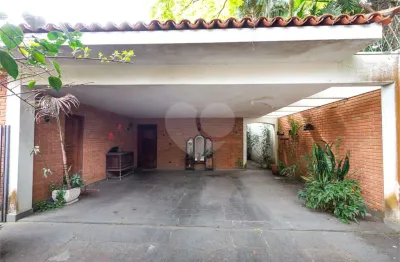 Casa com 3 quartos à venda na Rua Antônio de Macedo Soares, Brooklin, São Paulo