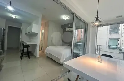 Kitnet / Stúdio para alugar na Rua Guararapes, 305, Brooklin, São Paulo