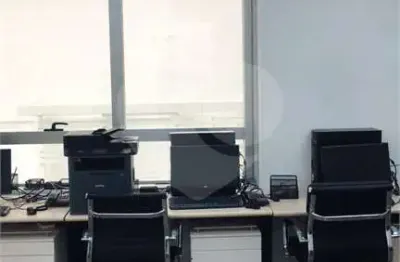 Sala comercial para alugar na Rua Augusta, 890, Bela Vista, São Paulo