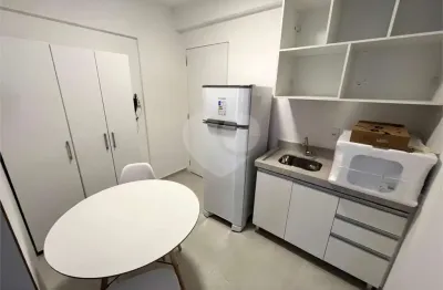 Kitnet / Stúdio para alugar na Rua Delegado Everton, 16, Bela Vista, São Paulo