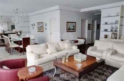 Apartamento com 3 quartos à venda na Alameda Casa Branca, Jardim Paulista, São Paulo