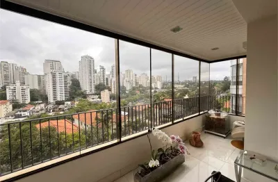 Apartamento com 4 quartos à venda na Rua Traipu, 568, Pacaembu, São Paulo