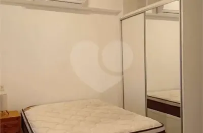 Kitnet / Stúdio para alugar na Rua Guararapes, 305, Brooklin, São Paulo