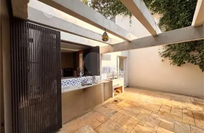 Casa comercial para alugar na Avenida Odila, 12, Planalto Paulista, São Paulo