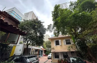 Casa com 3 quartos à venda na Rua José Maria Lisboa, 549, Jardim Paulista, São Paulo