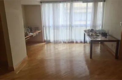 Apartamento com 2 quartos para alugar no Jardim América, São Paulo 