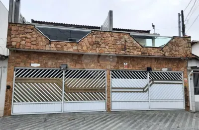 Casa com 3 quartos à venda na Rua Dair Borges, 201, Boqueirão, Praia Grande