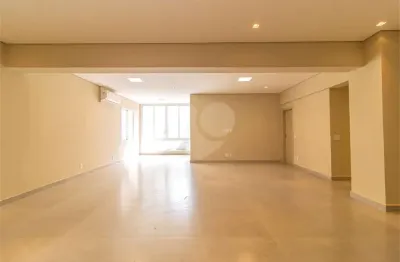 Apartamento com 3 quartos à venda na Rua São Carlos do Pinhal, 290, Bela Vista, São Paulo