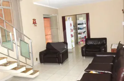 Casa com 4 quartos à venda na Rua Alves Ribeiro, 109, Cambuci, São Paulo