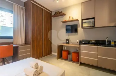 Kitnet / Stúdio à venda na Avenida dos Carinás, 301, Moema, São Paulo