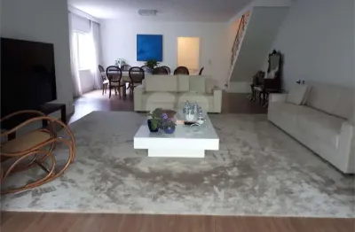 Casa com 4 quartos à venda na Largo Mestre de Aviz, 36, Jardim Luzitânia, São Paulo