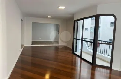Apartamento com 3 quartos à venda na Alameda Fernão Cardim, 371, Jardim Paulista, São Paulo