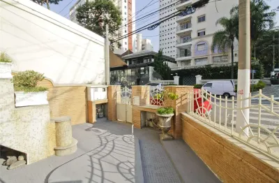 Casa com 5 quartos à venda na Rua José Getúlio, 413, Liberdade, São Paulo