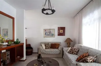 Casa com 3 quartos à venda na Avenida Piassanguaba, 2455, Planalto Paulista, São Paulo