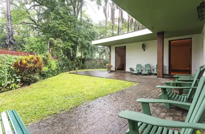 Casa com 4 quartos à venda em Alto de Pinheiros, São Paulo 