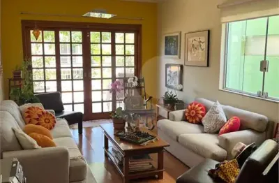 Casa com 3 quartos à venda na Vila Madalena, São Paulo 