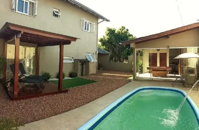 Casa com 3 quartos à venda na Rua Presidente Lucena, 426, Scharlau, São Leopoldo