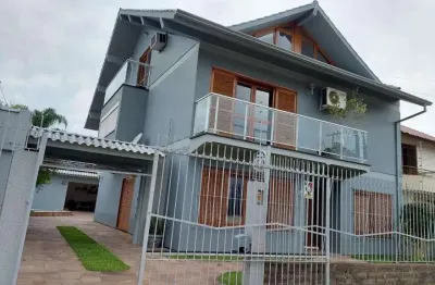 Casa com 4 quartos à venda na Rua Epifâneo Fogaça, 450, Cristo Rei, São Leopoldo