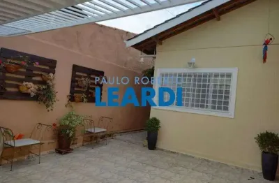 Casa com 3 quartos à venda no Jardim das Palmeiras, Atibaia 
