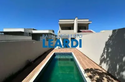 Casa com 3 quartos à venda no Jardim Paulista, Atibaia 
