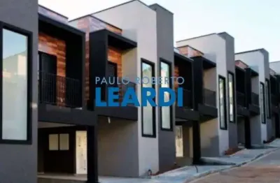Casa em condomínio fechado com 2 quartos à venda no Jardim Santo Antônio, Atibaia 