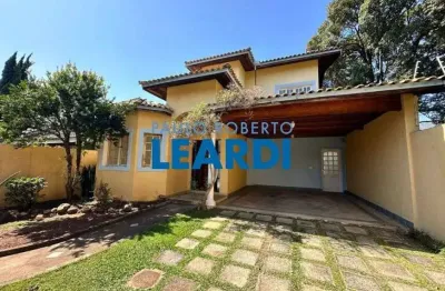 Casa com 3 quartos à venda na Vila Petrópolis, Atibaia 