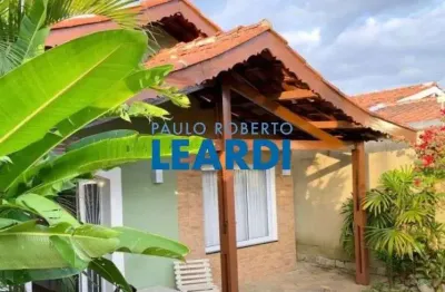 Casa com 3 quartos à venda na Vila Helena, Atibaia 
