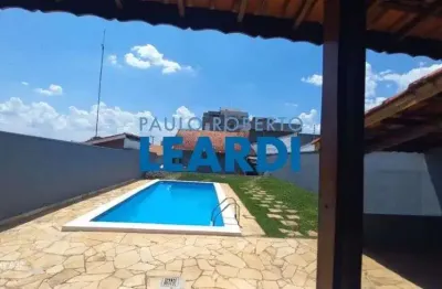 Casa com 3 quartos à venda no Alvinópolis, Atibaia 