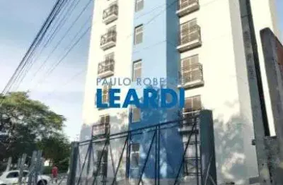 Apartamento com 2 quartos para alugar na Vila Thais, Atibaia 