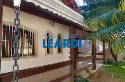Casa com 3 quartos para alugar no Jardim do Lago, Atibaia 