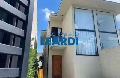 Casa com 3 quartos à venda no Jardim Maristela, Atibaia 