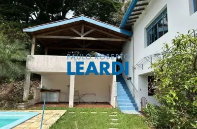 Casa com 5 quartos à venda na Vila Santista, Atibaia 