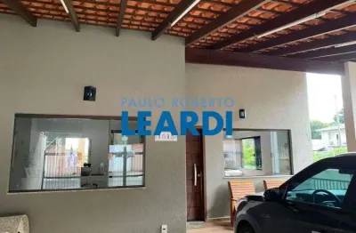 Casa com 5 quartos à venda na Vila Santista, Atibaia 