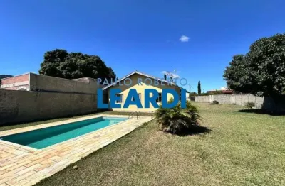 Casa com 3 quartos à venda na Vila Petrópolis, Atibaia 