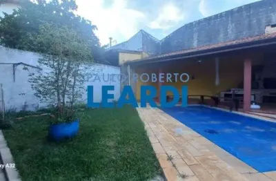 Casa com 4 quartos para alugar no Jardim do Lago, Atibaia 