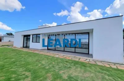Casa em condomínio fechado com 3 quartos à venda no Jardim Estância Brasil, Atibaia 