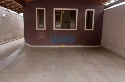 Casa com 2 quartos à venda no Nova Cerejeira, Atibaia 