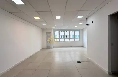 Excelente sala disponível para locação no Patriani Office!